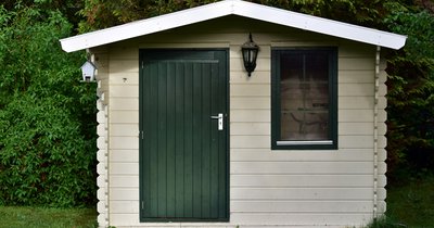 Gartenhäuser NRW: Wann ist keine Genehmigung nötig?