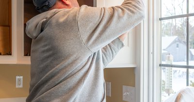 Fenster-Silikon erneuern: Außen und Innen richtig machen